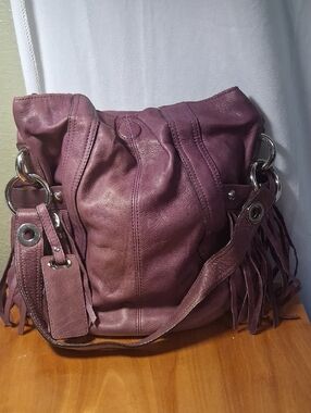 b. Makowsky Soft Leather Fringe Shoulder Bag in Plum